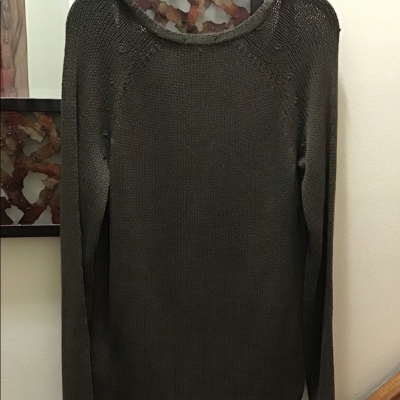 Sweater - Picture 3 of 3